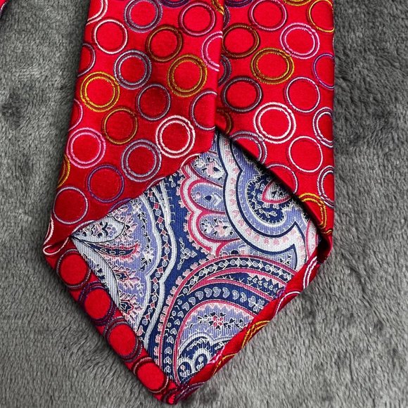 Ted Baker Tie 100% Silk Red Circle Pattern USA Made - Picture 4 of 6